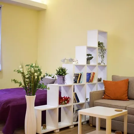 Lana's In The Part Of The Beograd