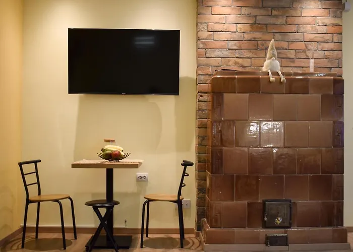 Lana's In The Part Of The شقة *