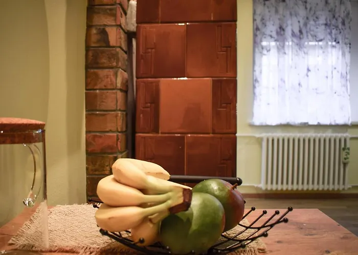 Lana's In The Part Of The شقة *